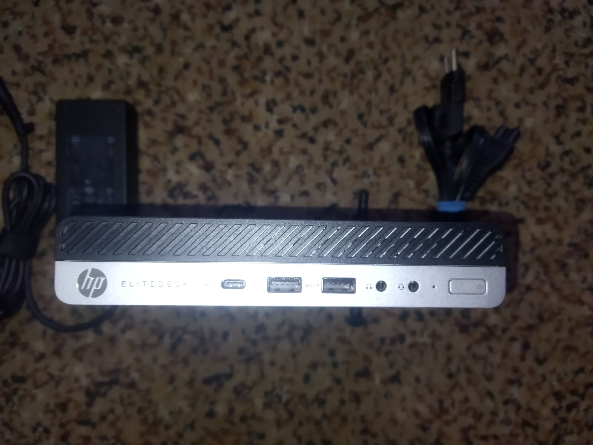 Ryzen 5 2400g‼️Hp 705g5,Vega 11,HDD 500,DDR4 8,WiFi Bluetooth,Windows