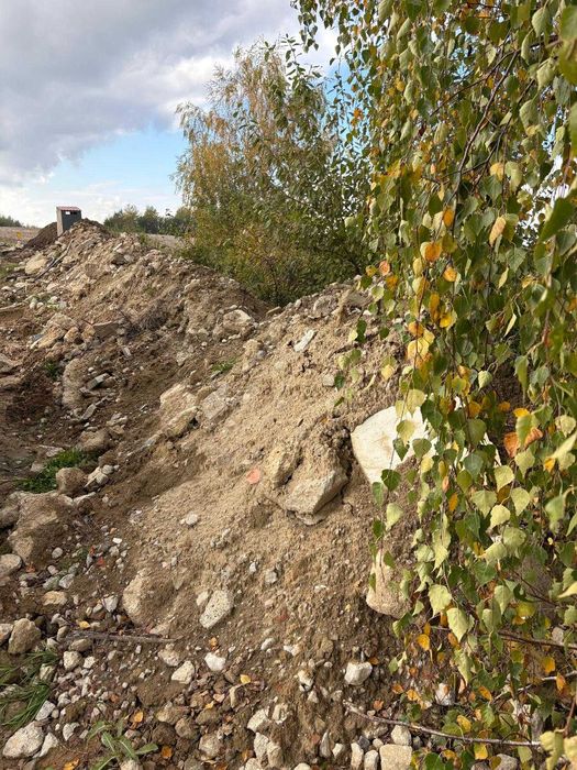 Sprzedam, oddam gruz z ziemią. 10 aut, Racławówka dobry dojazd.