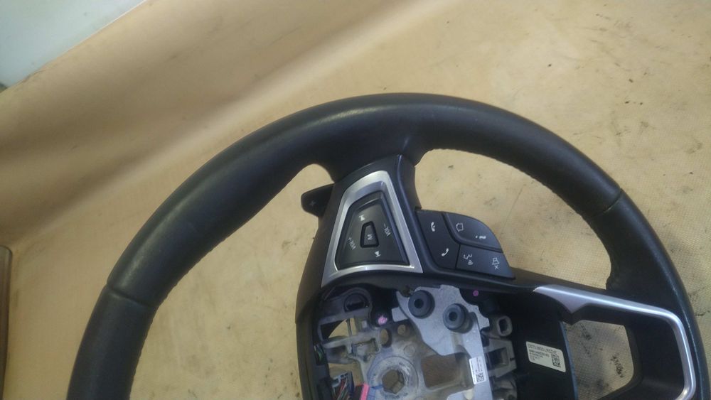 ) S-Max Mk2 kierownica wielofunkcyjna łopatki