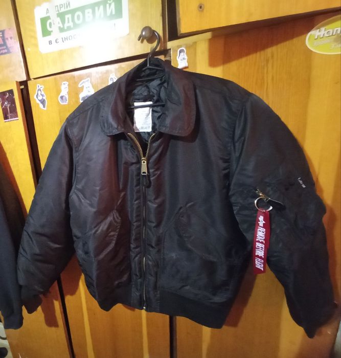 CWU 45 Alpha industries M 10/10