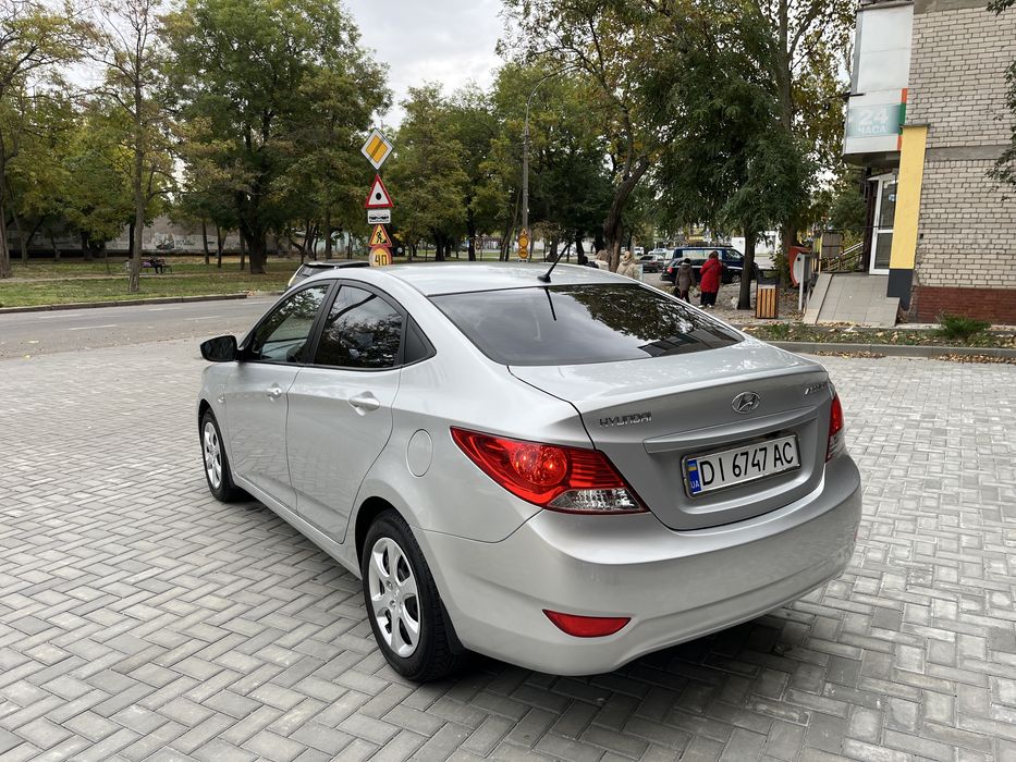 Продам Hyundai Aceent 2013 рік Газ 4
