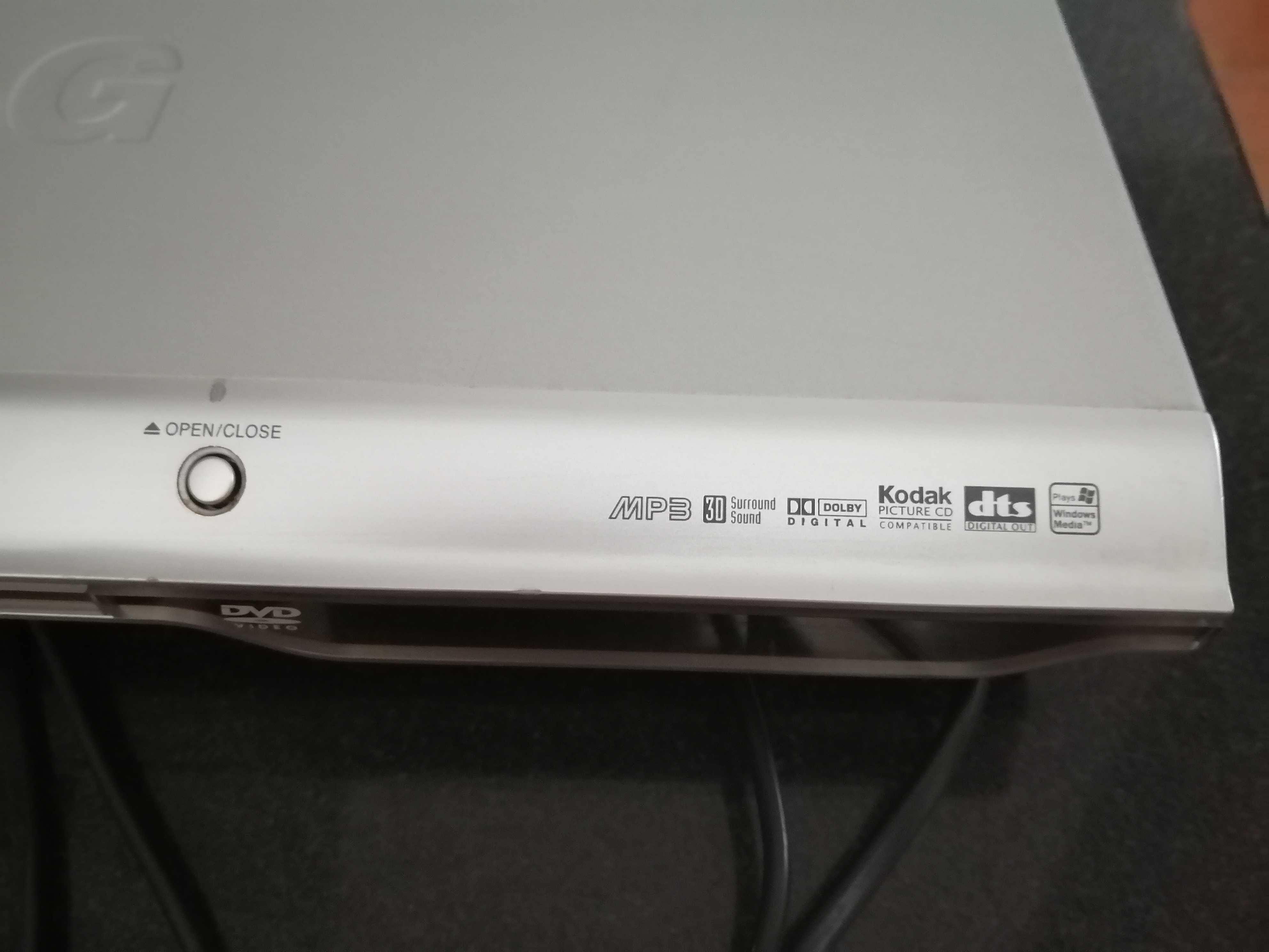 DVD/CD player LG - DV8700 c/ comando