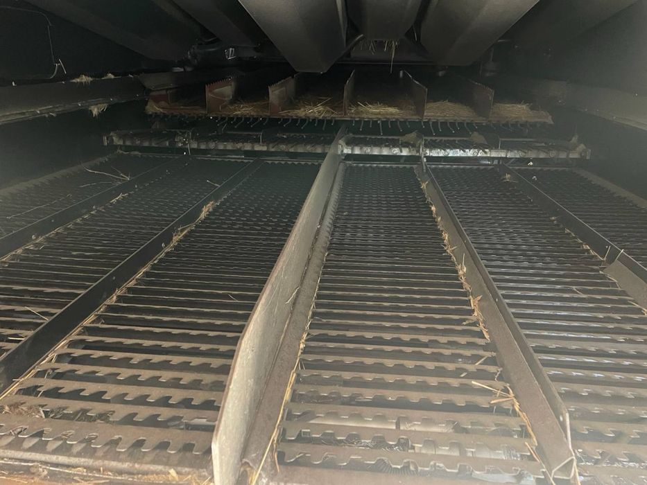 Продам комбайн NewHolland CX6090