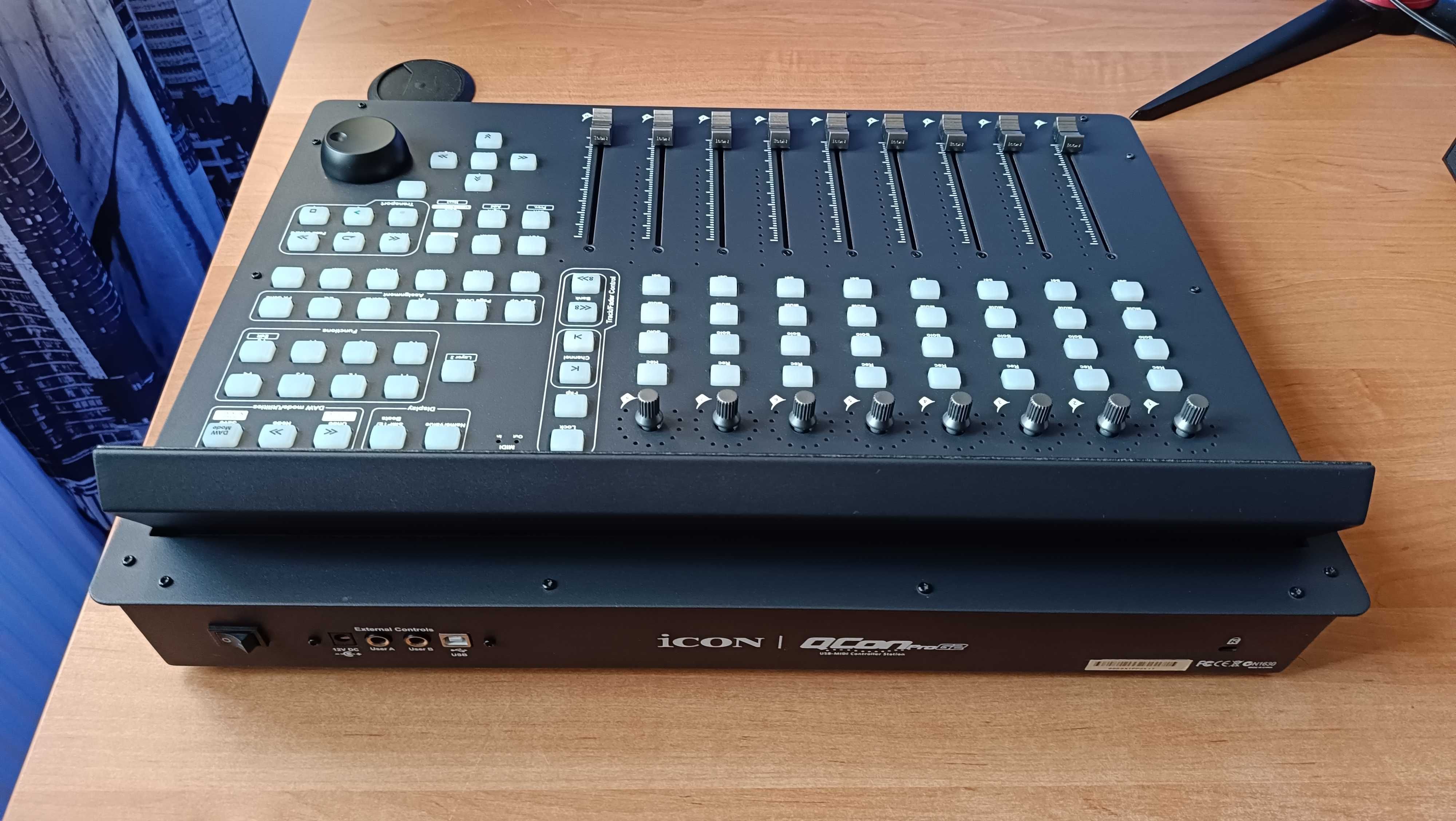 iCON QCon Pro G2 konsoleta mikserska