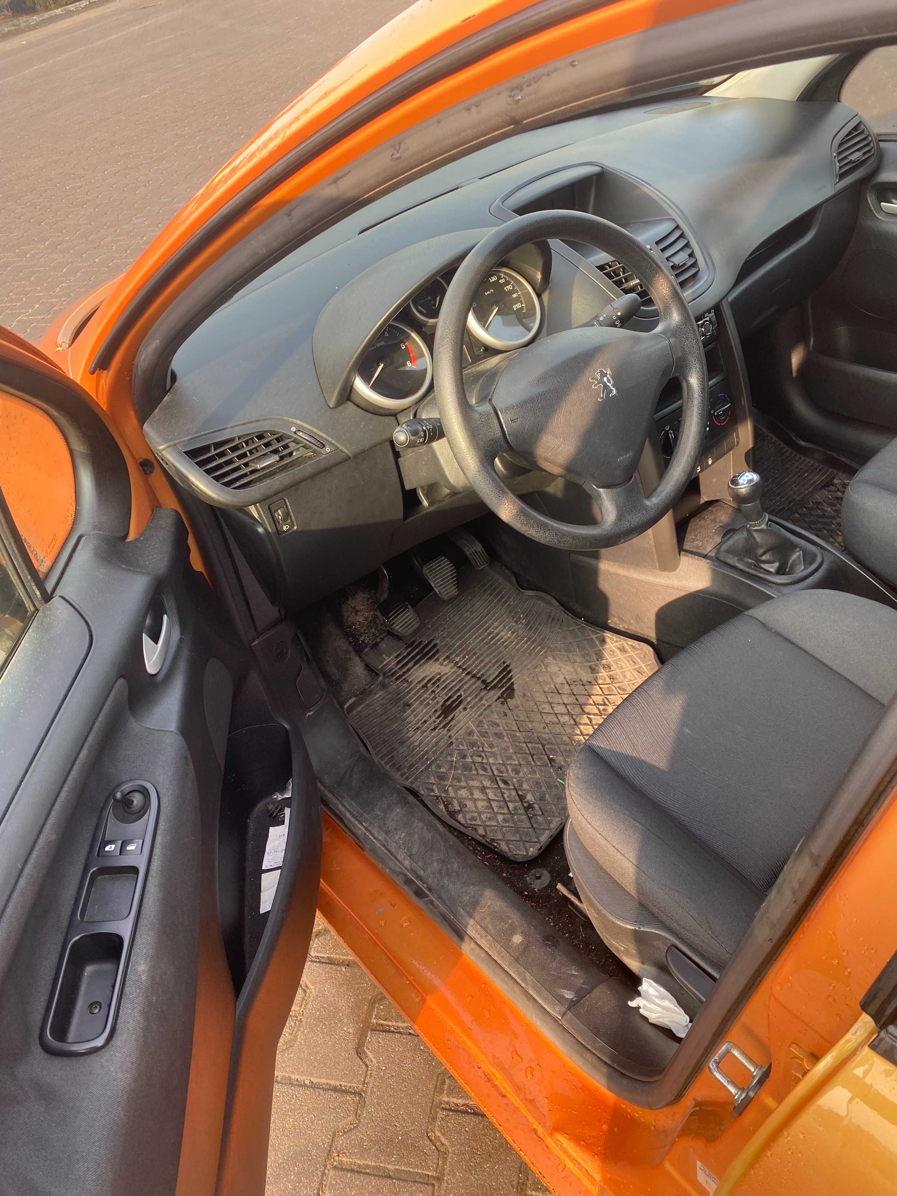 Peugeot 207 1.4 HDI 2006r |  136 tyś przebiegu Złoty KLIMA ALU