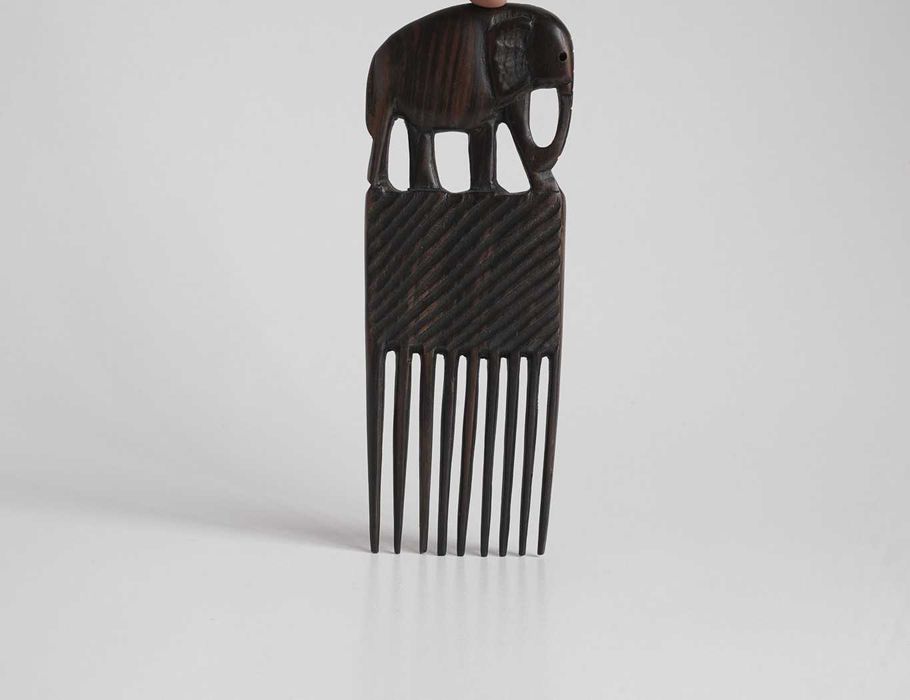 Várias peças em madeira