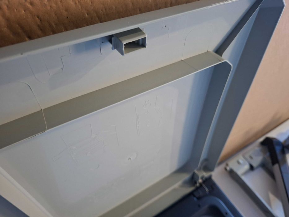 Pojemnik na kosze na śmieci ogrodowy KETER rozmiar L