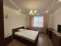 Оренда 2 кімнатна квартира вул. Довга 20, Центр-Парк-Панорама