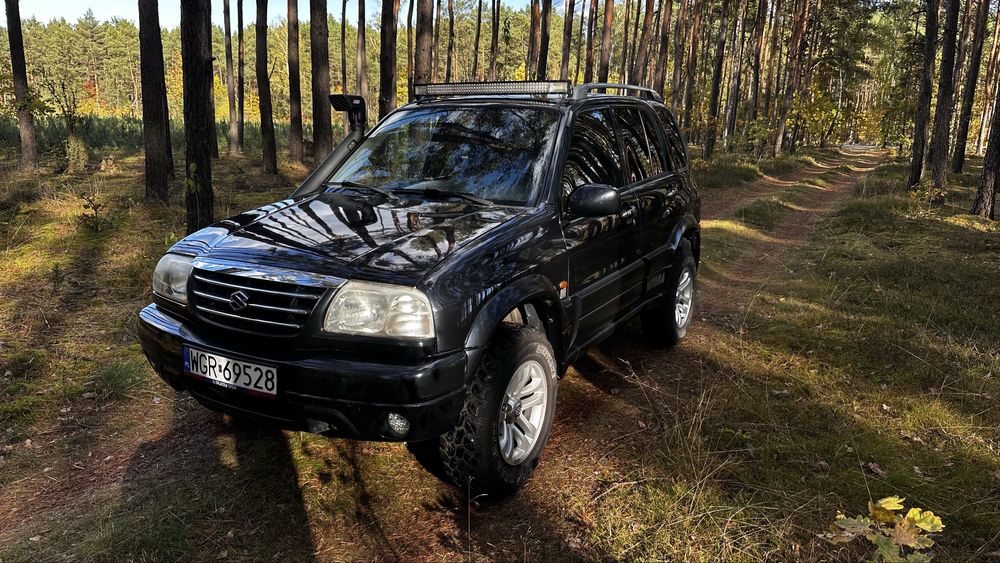 Suzuki Grand Vitara 2.5 V6 4x4 LPG 2004 Polift (offroad)