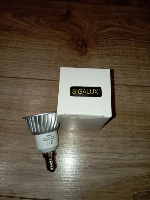 Лампа LED 4 Вт Е14