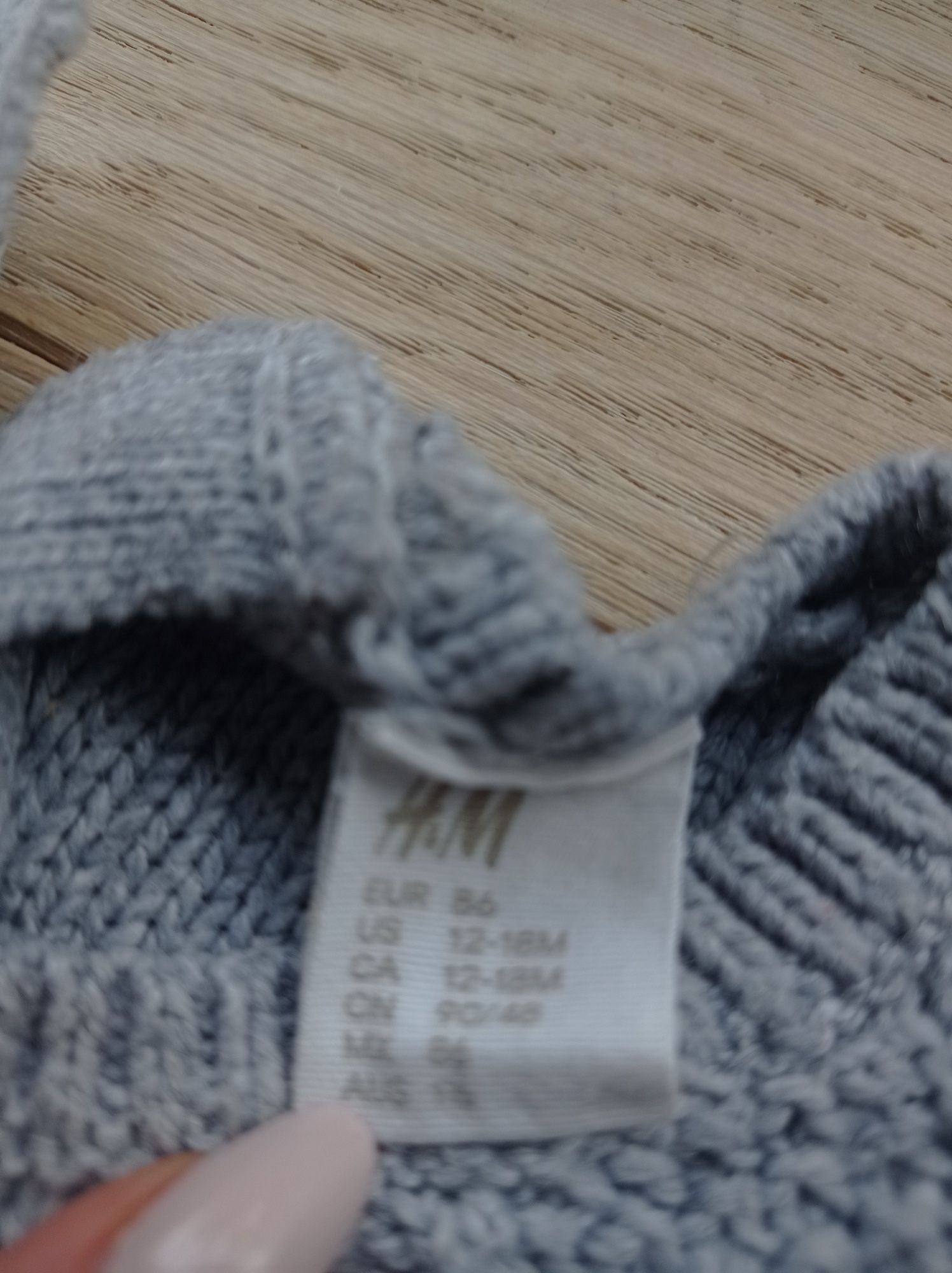 Sweter Reserved 86 ciepły