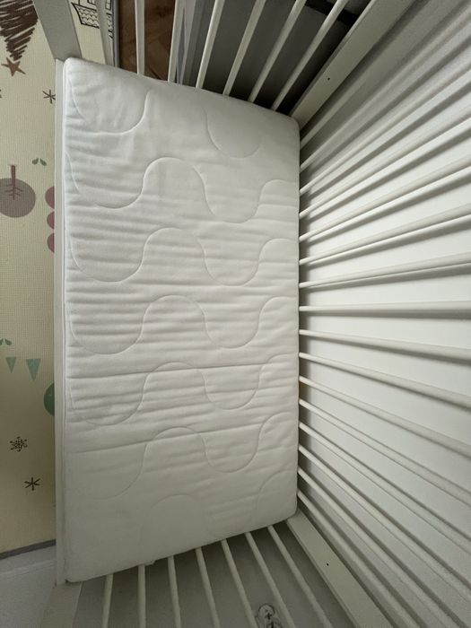 Ikea GULLIVER łóżeczko dziecięce plus materac KRUMMELUR