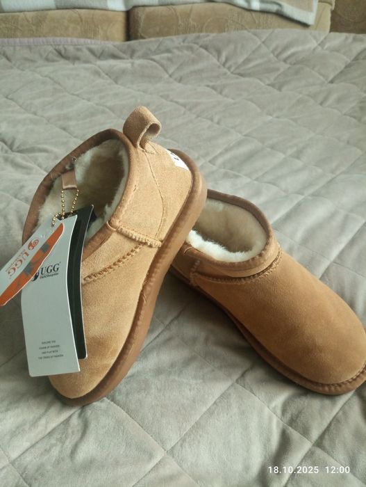 Угги короткі коричневому кольору