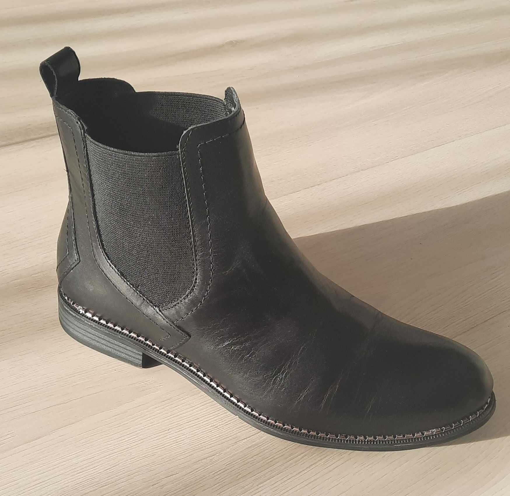 Buty botki damskie czarne Lasocki ARC-LINDA-14 rozmiar 39