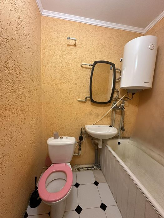 Здається 1 кімнатна квартира, р-н Осташівка