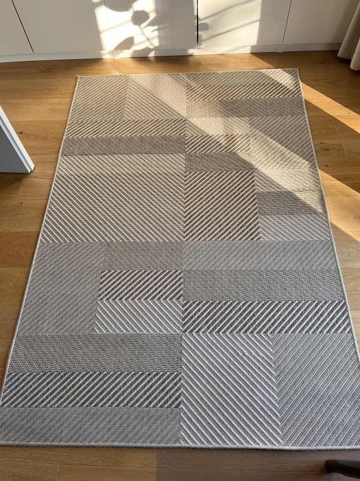 Dywan beżowy wewnętrzny zewnętrzny sznurkowy Jysk 130x193