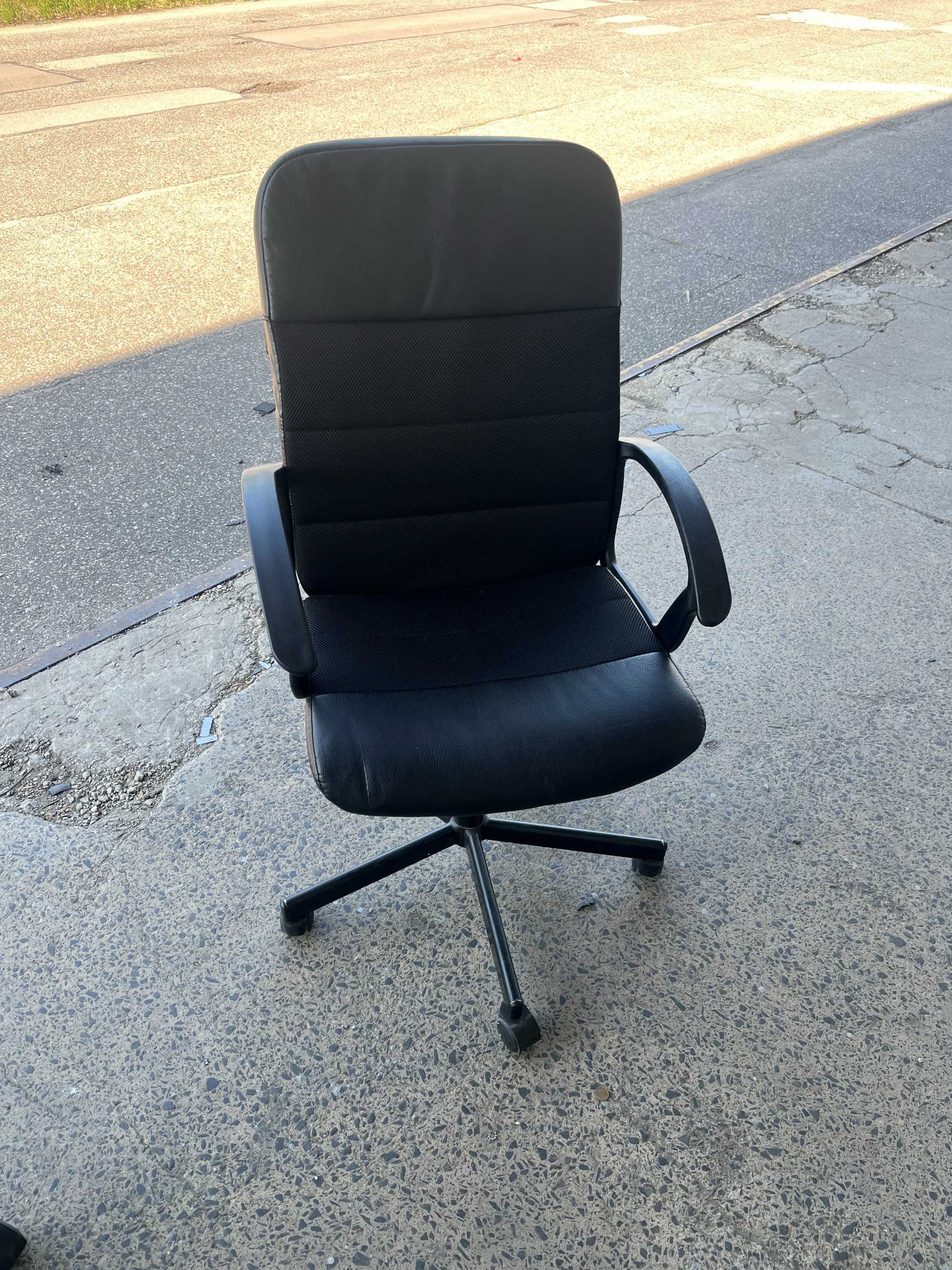 Krzesła Renberget IKEA