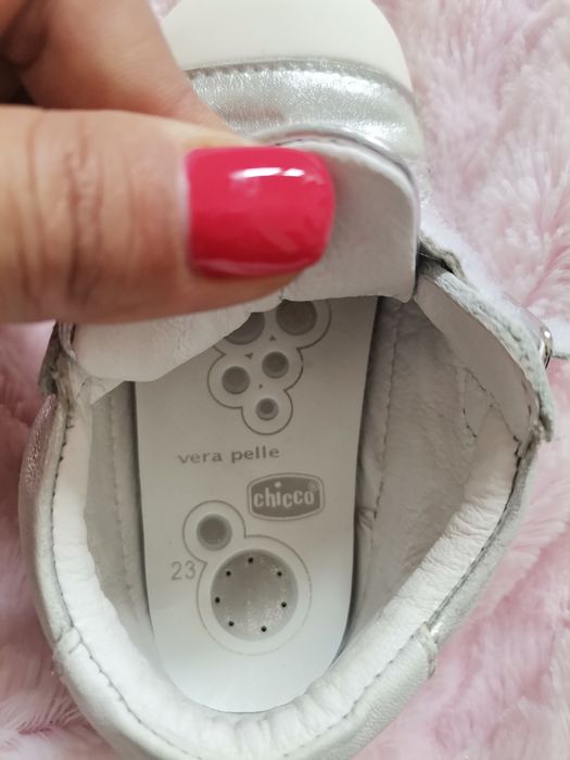 Sapatos Chicco 23