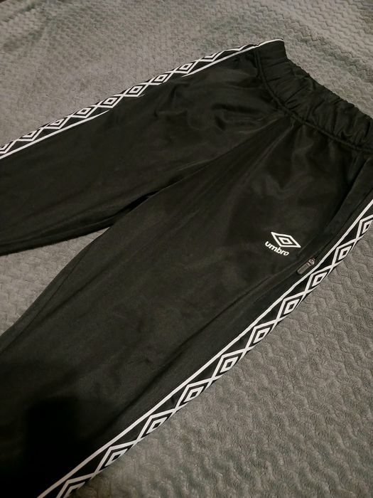 Штани Umbro на лампасах ідеальні