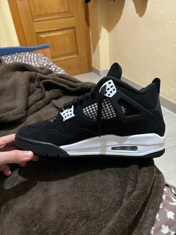 NoweButyDamskieJordan4RetroWhiteThunder.44