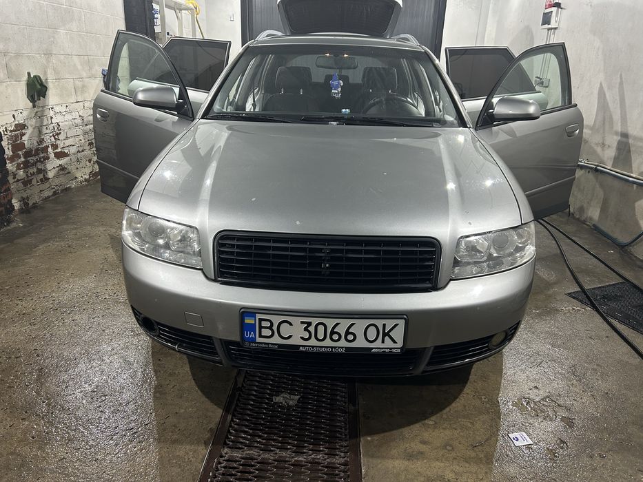 Audi A4b6 2.0 2002 рік