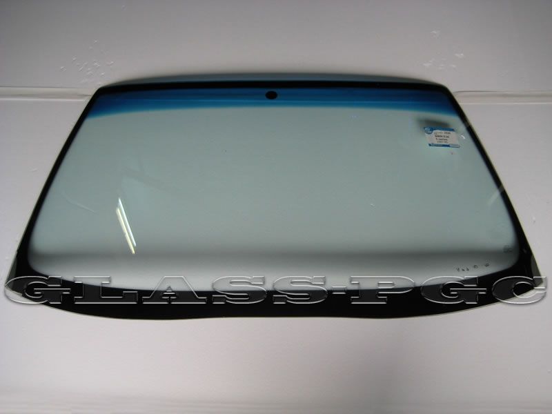 Новое лобовое стекло BMW 5 e34, e39, e36, e60,e38 молдинг