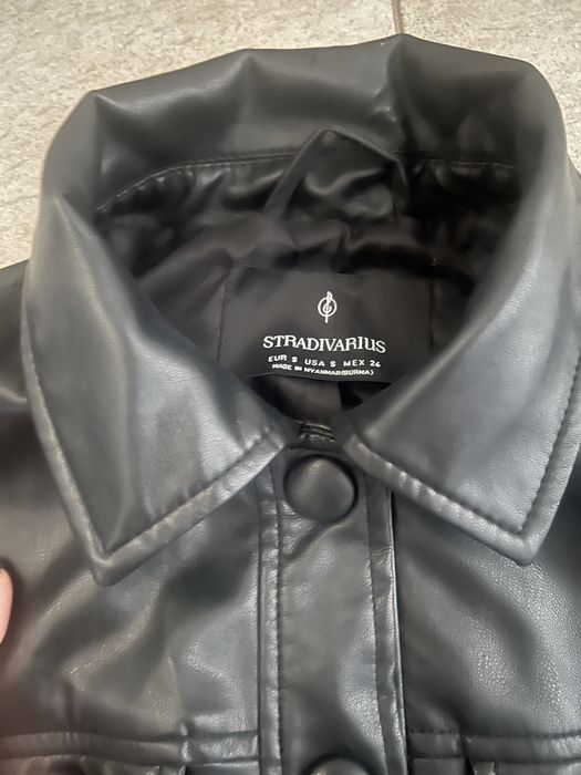 Продам шкіряну куртку Stradivarius в ідеальному стані
