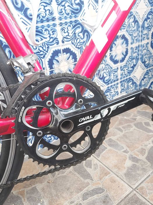 Bicicleta de Estrada Fuji Roubaix 1.0