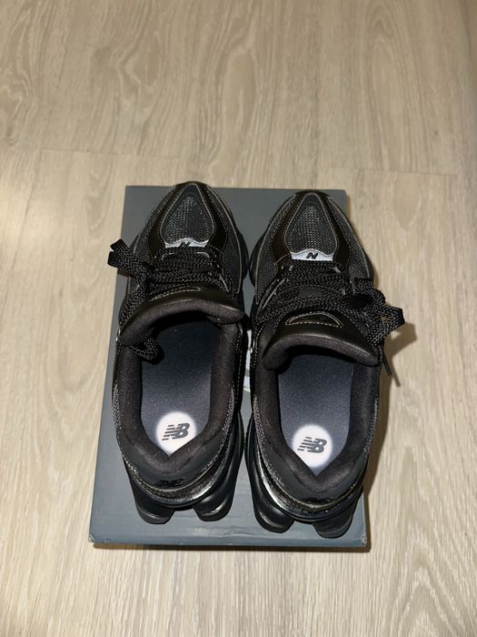 New Balance 9060 Black Edition