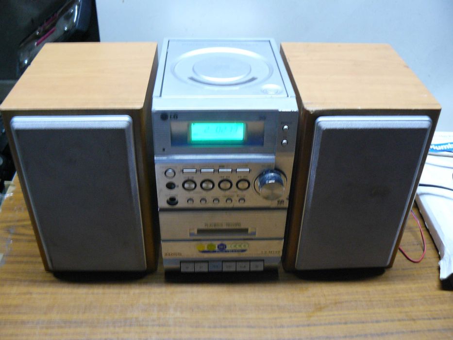 Wieża LG z rds i mp3 kolumny Pilot