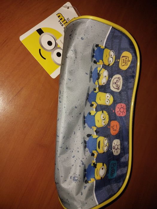 Kosmetyczka Minions saszetka piórnik szkolny Minionki przybornik NOWY