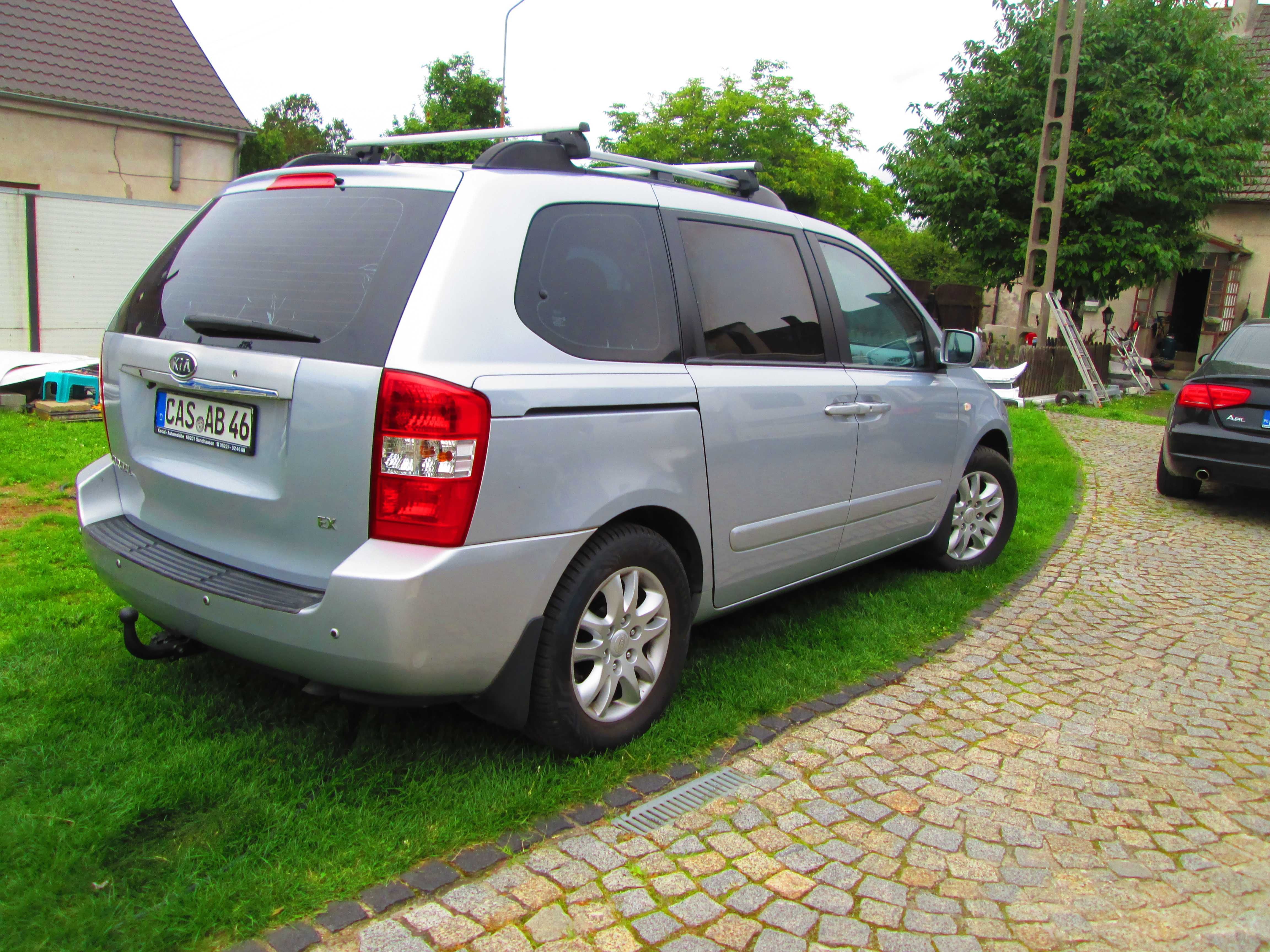 Kia Carnival III van 7 osobowy