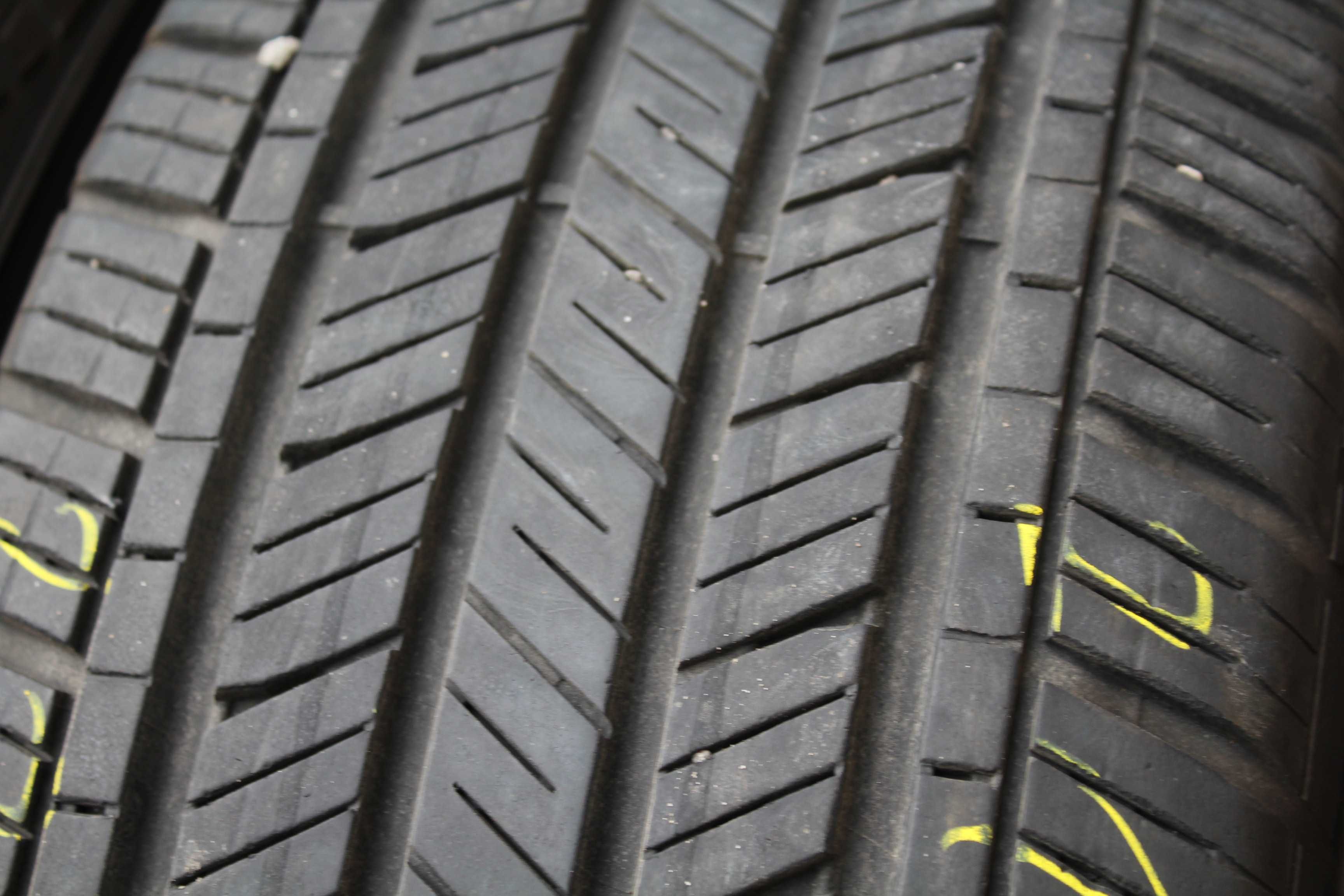 215 55 R17 Goodyear Assurance Finesse