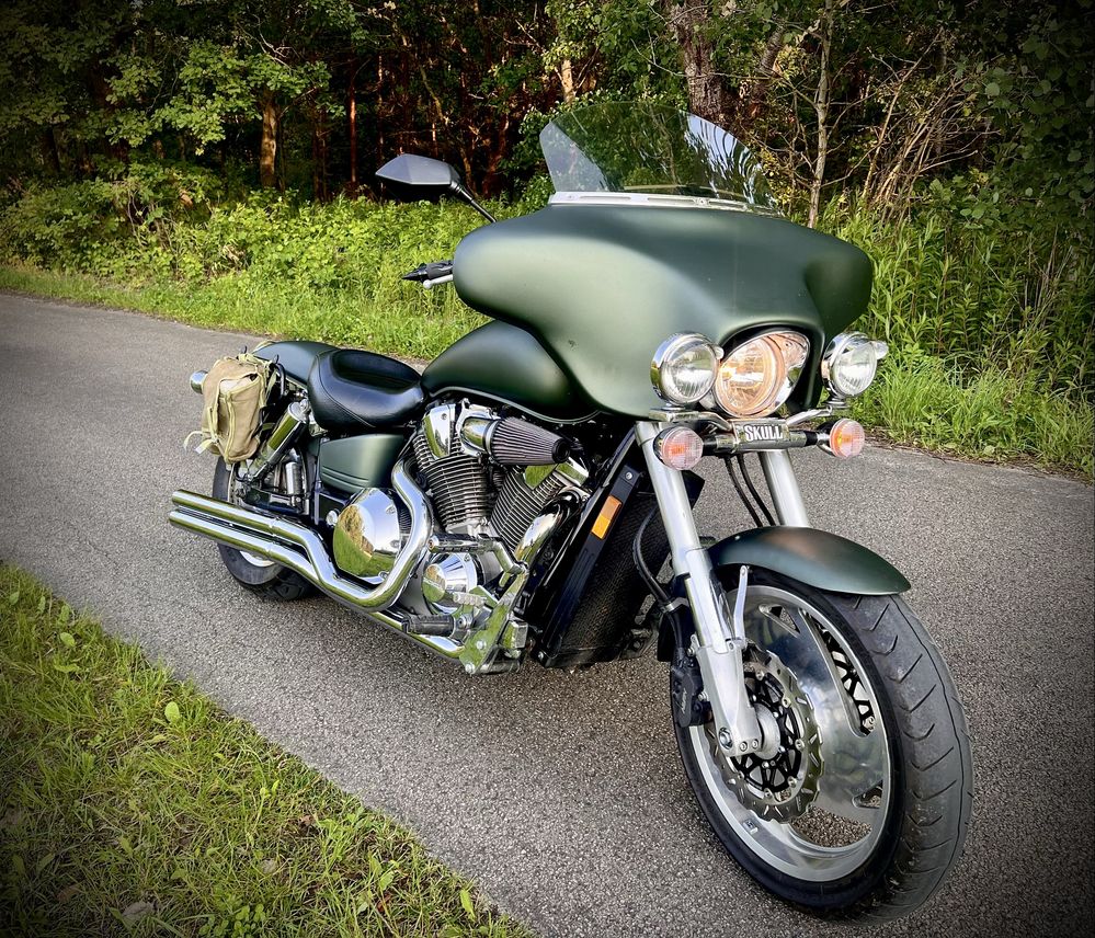 Honda VTX1800C cruiser chopper bagger custom