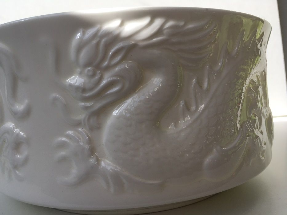Taça Coalport Dragon Donald Brindley ARCA, Sec. XX