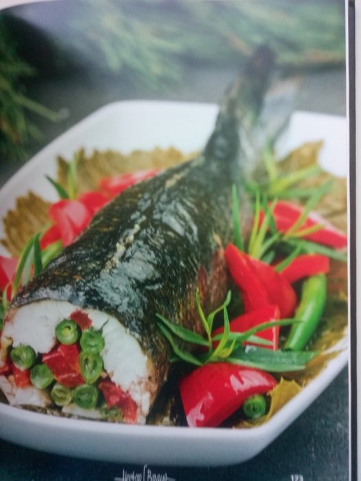 Лучший подарок Кулинарная книга Эктор Хименес Браво - новая