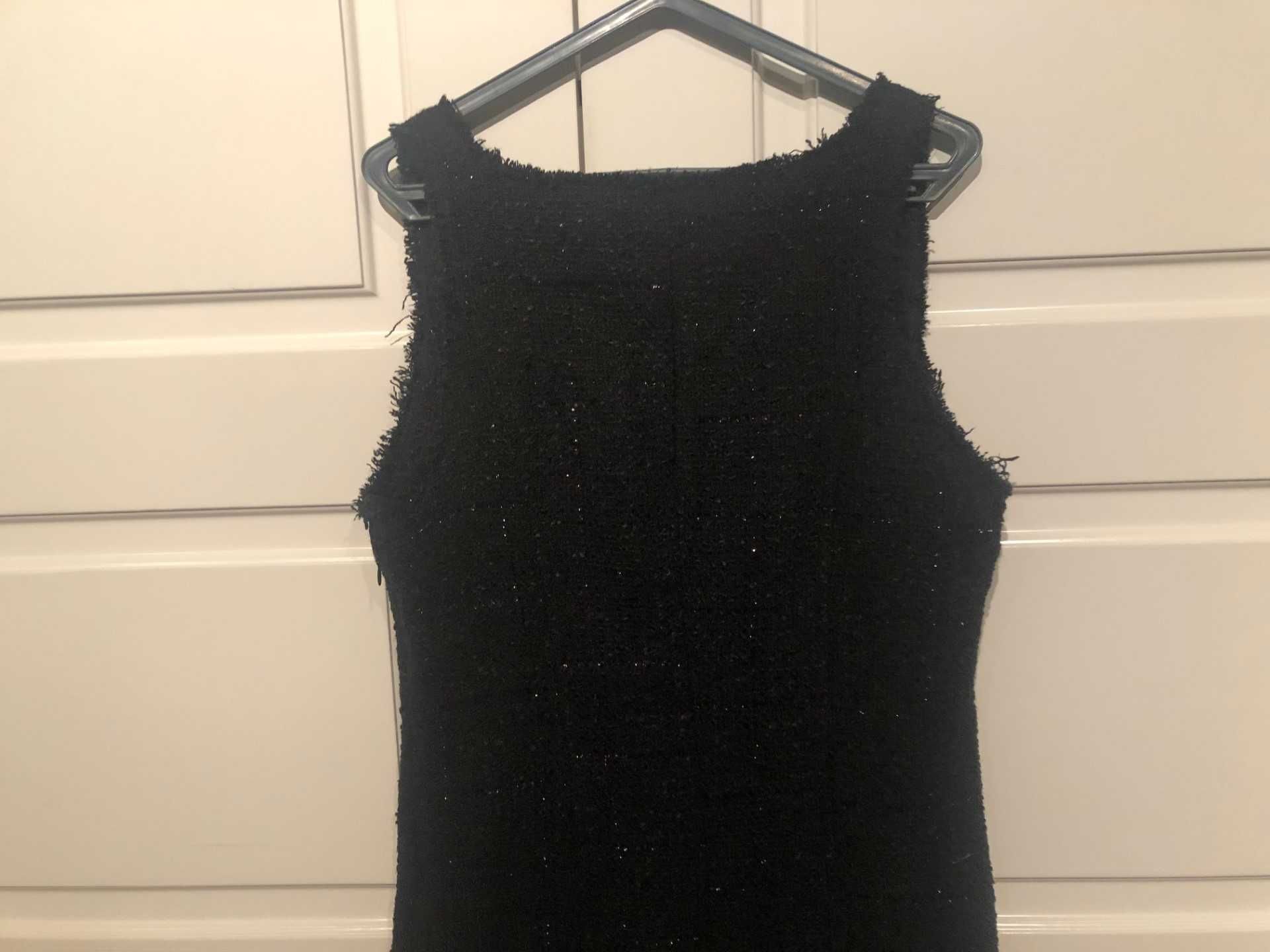 vestido preto tipo CHANEL em lã  muito bonito marca PROMOD tamanho  40