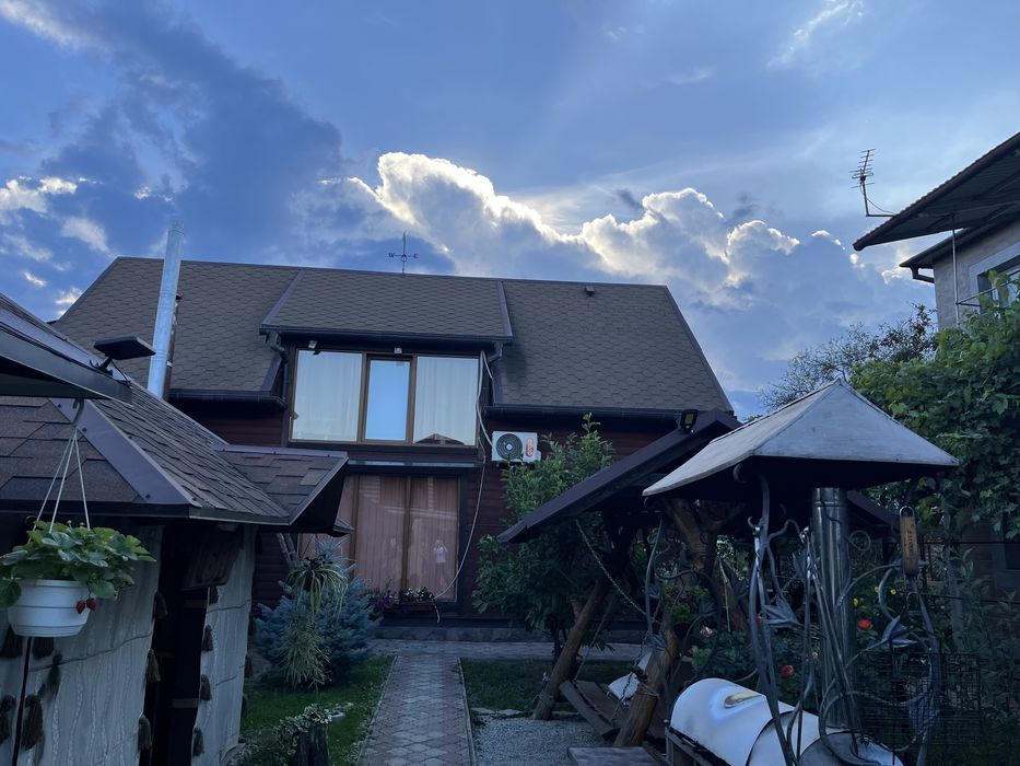 Садиба/котедж «Кароліна» подобово/довгострокова , є дати на Новий Рік