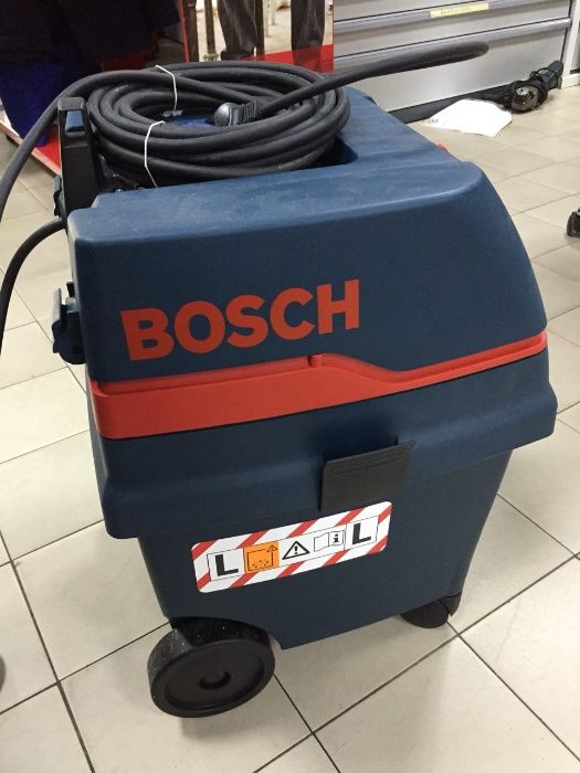 Aspirador universal Bosch GAS 25 L SFC Professional