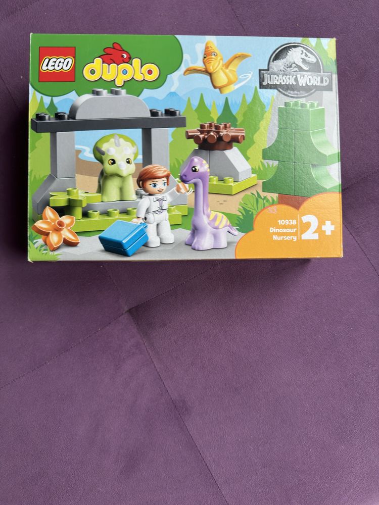 Lego Duplo 10938, Ясла для динозаврів, 2+