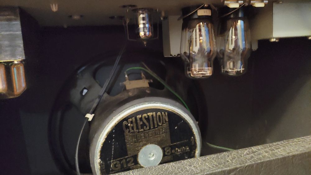 Engl Squeeze 50 Germany Ламповий комбо Підсилювач Celestion 8 ом 6L6GC