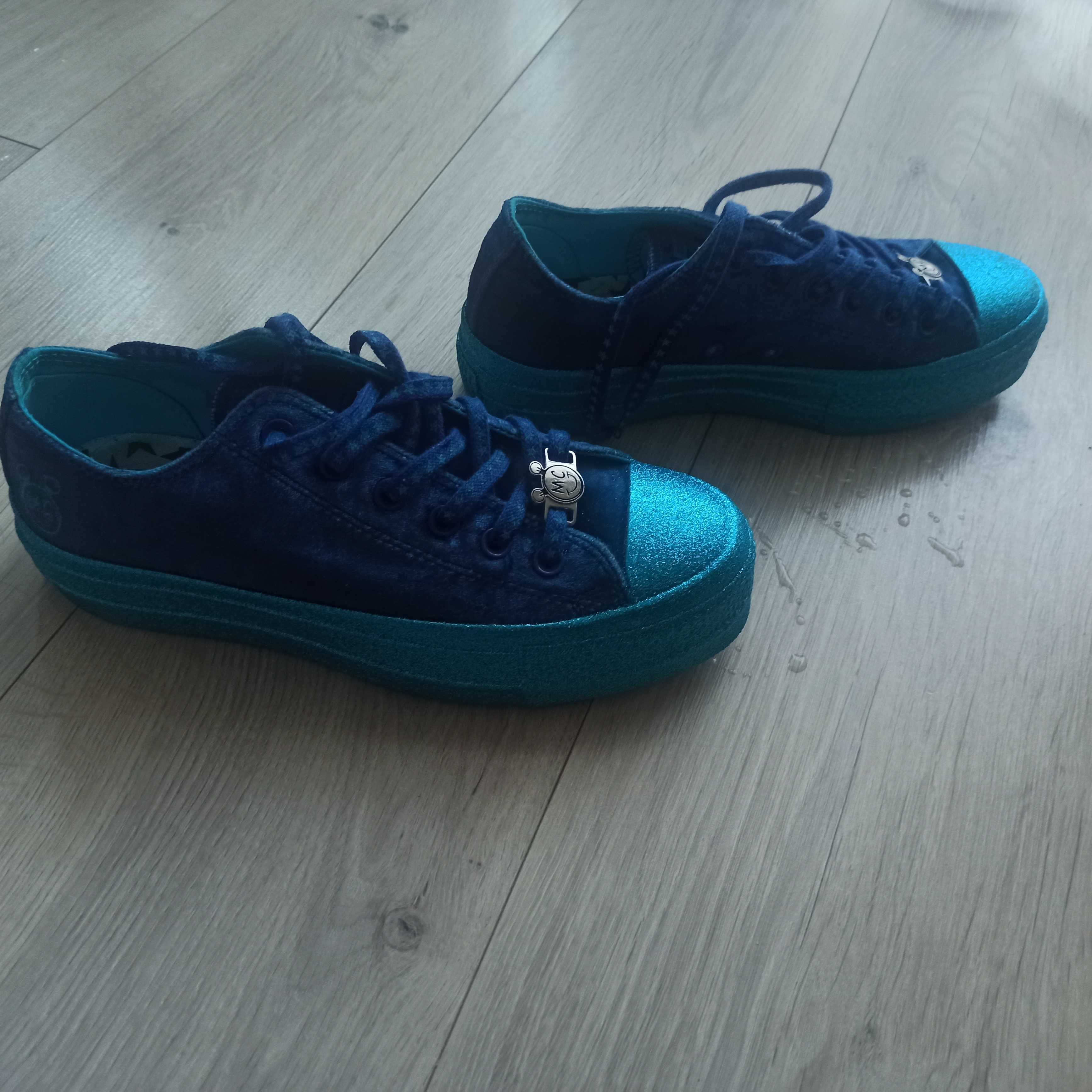 Sprzedam trampki Converse-Chuck Taylor All Star Miley Cyrus Lift Ox