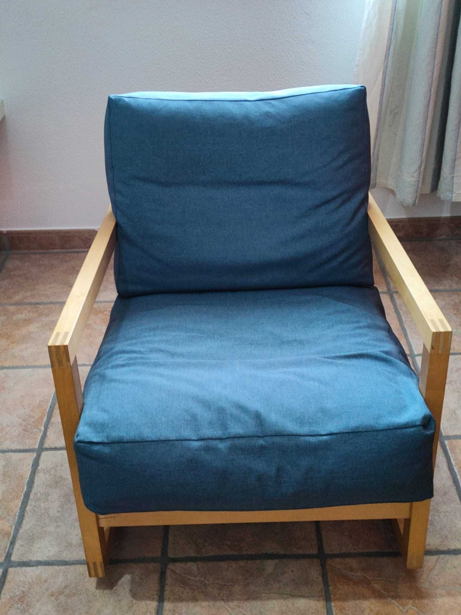 cadeira baloiço com apoio de braço