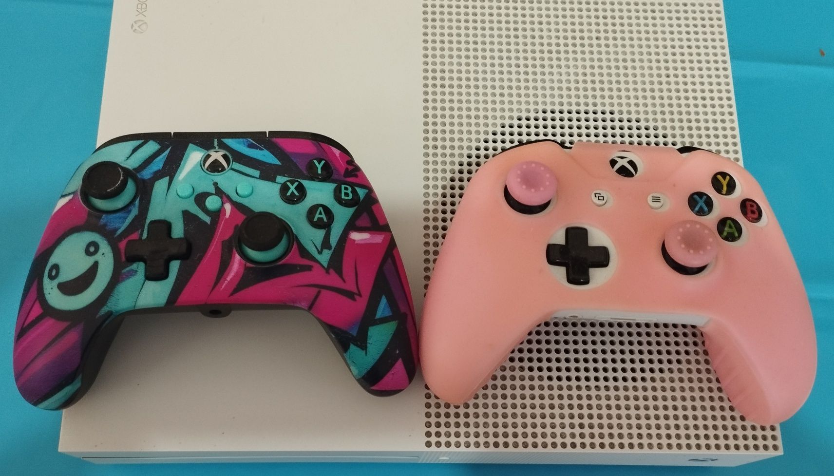 Xbox One série S seminova impecável