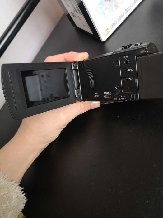 Камера Panasonic HC-V260 full HD
