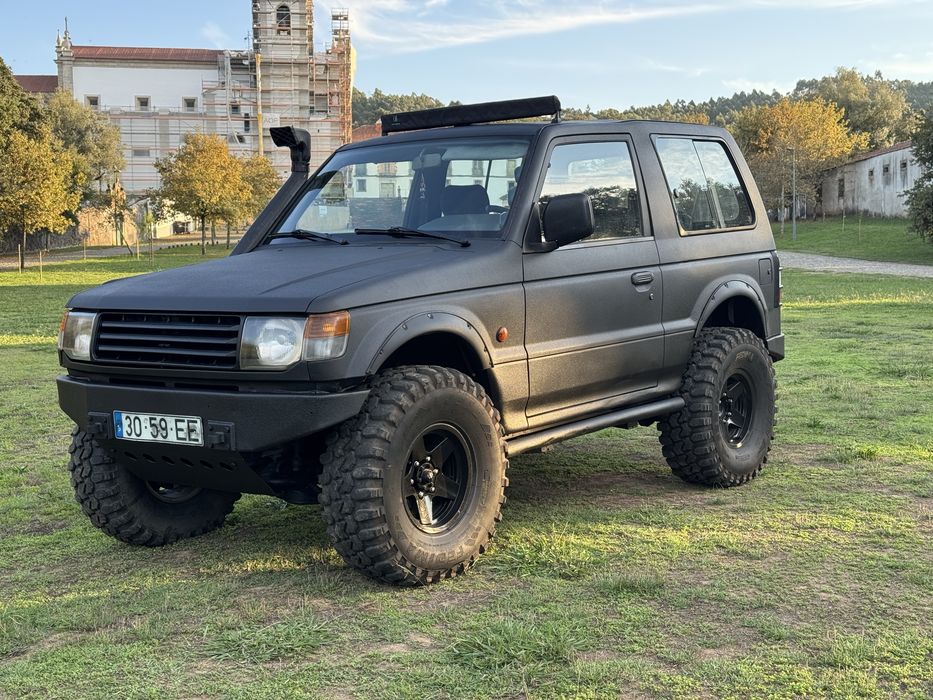Mitsubishi Pajero 2.5