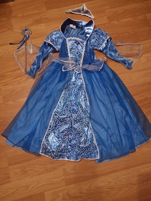 Платье-костюм Эльзы из "Храброго сердца"