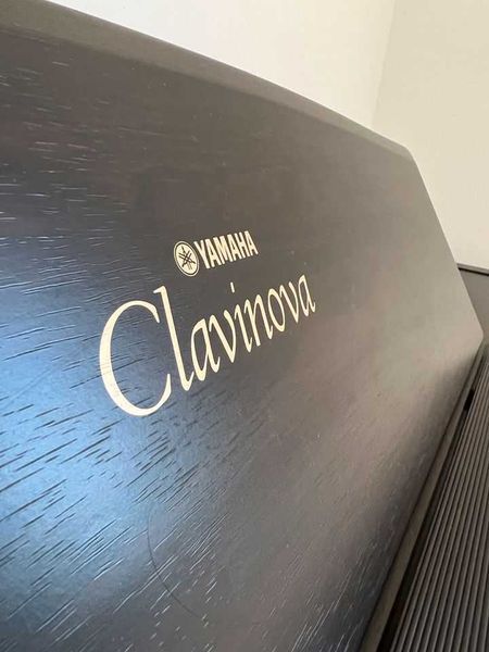 Цифровое пианино YAMAHA CLAVINOVA CLP 840 Привезено из Германии!