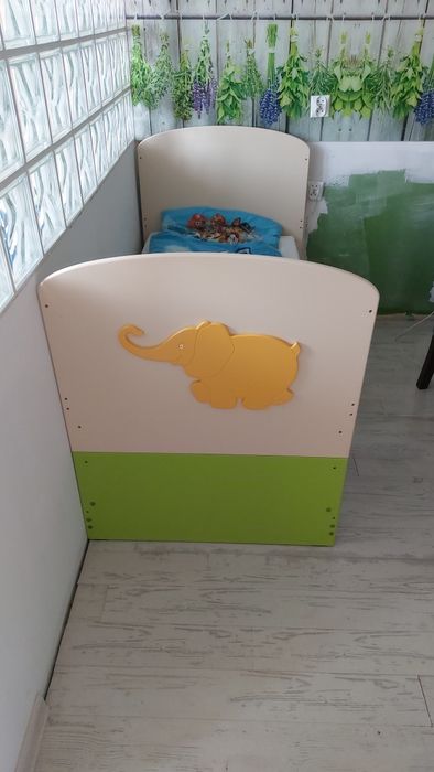 Meble dziecięce baggi africa łóżeczko + komoda