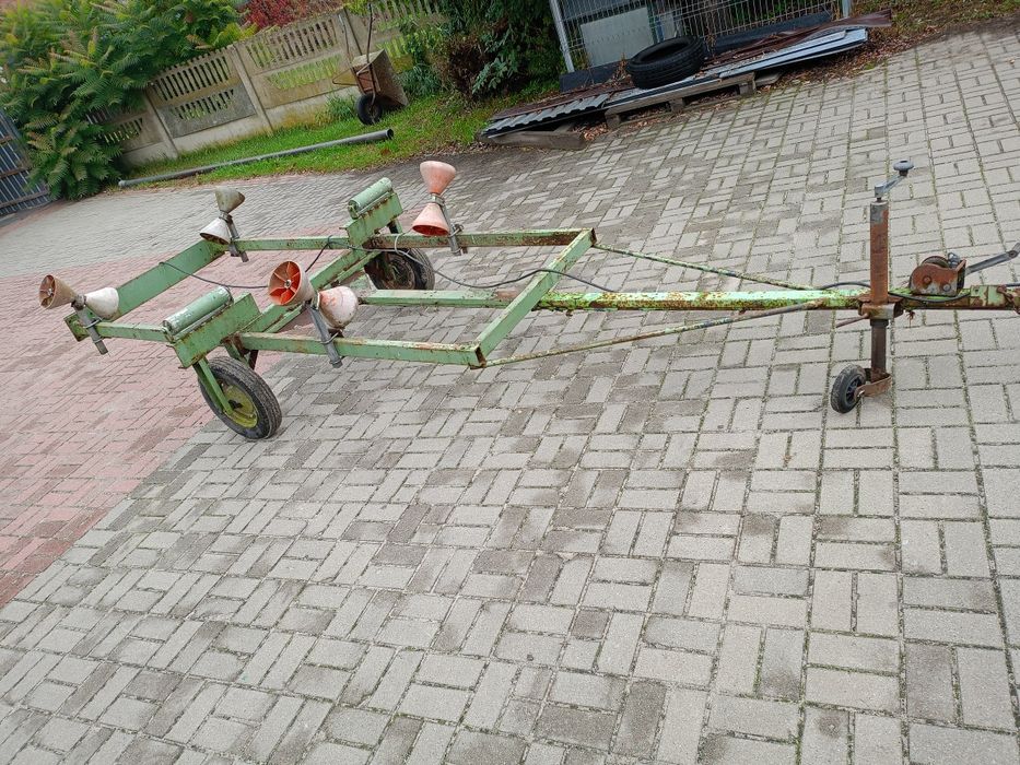 Ponton wędkarski Zodiac przyczepka podłodziowa wózek